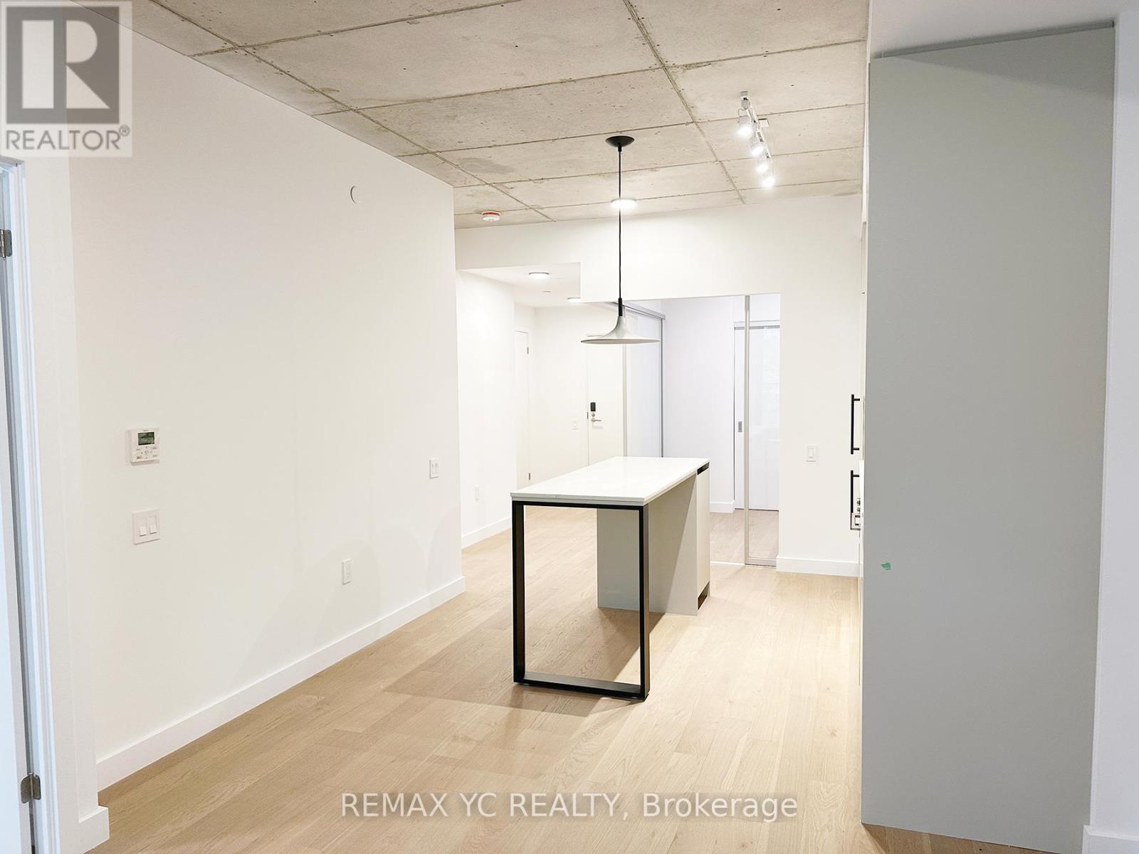 214 - 1720 Bayview Avenue, Toronto, Ontario  M4G 3C4 - Photo 8 - C12536386