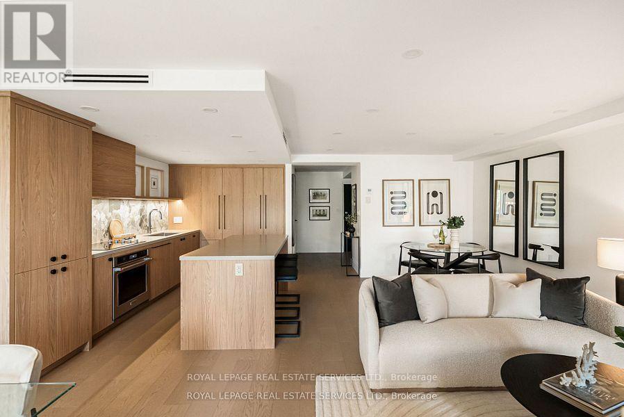 402 - 349 St Clair Avenue W, Toronto, Ontario  M5P 1M3 - Photo 9 - C12536392