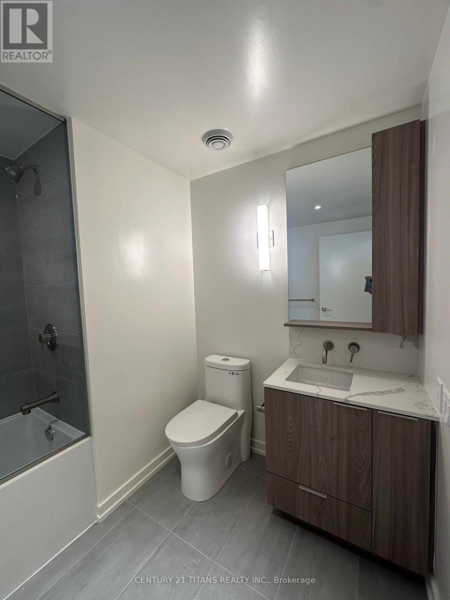 1001 - 120 Broadway Avenue, Toronto, Ontario  M4P 0E9 - Photo 11 - C12536406