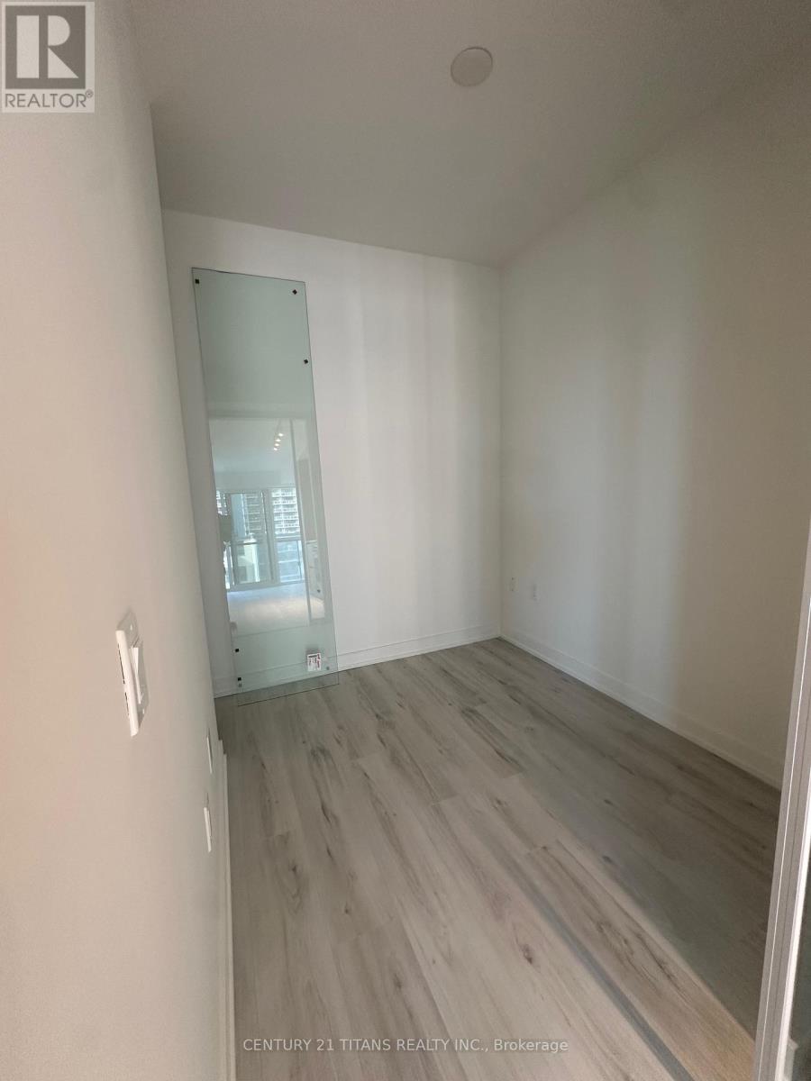 1001 - 120 Broadway Avenue, Toronto, Ontario  M4P 0E9 - Photo 4 - C12536406