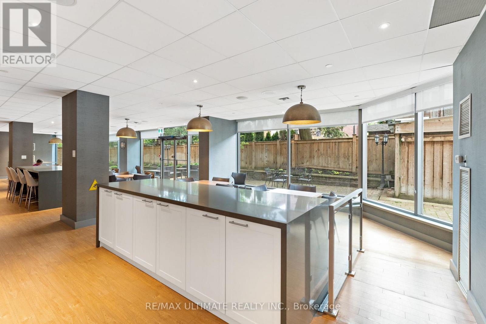 420 - 955 Millwood Road, Toronto, Ontario  M4G 4E3 - Photo 11 - C12536414