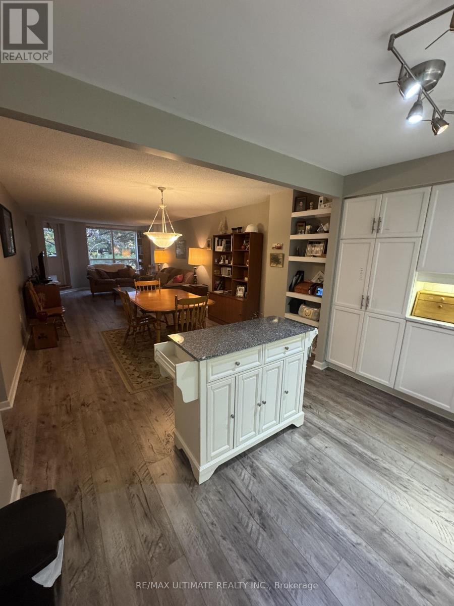 420 - 955 Millwood Road, Toronto, Ontario  M4G 4E3 - Photo 4 - C12536414