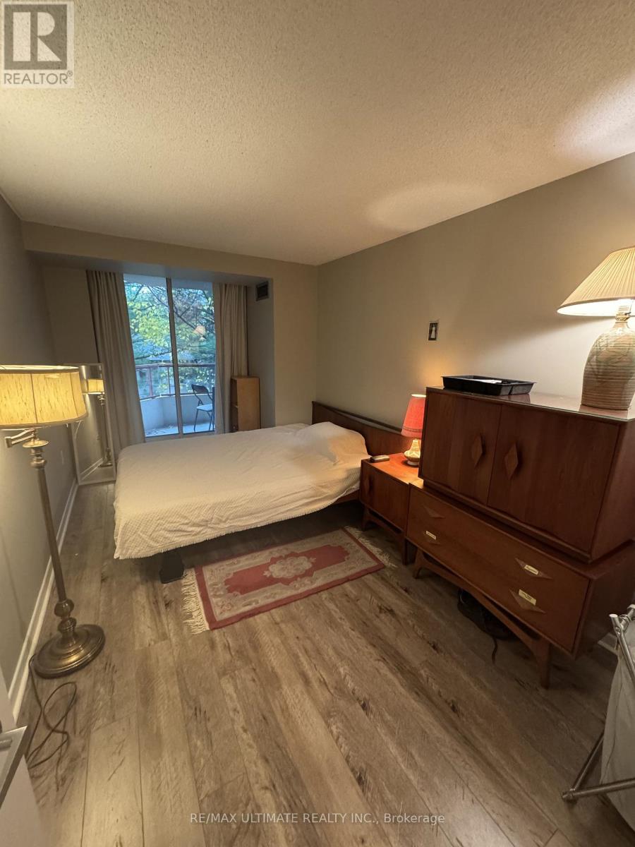 420 - 955 Millwood Road, Toronto, Ontario  M4G 4E3 - Photo 8 - C12536414