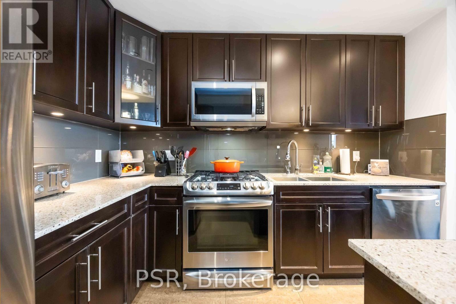 214 - 205 Manning Avenue, Toronto, Ontario  M6J 0E2 - Photo 7 - C12536478