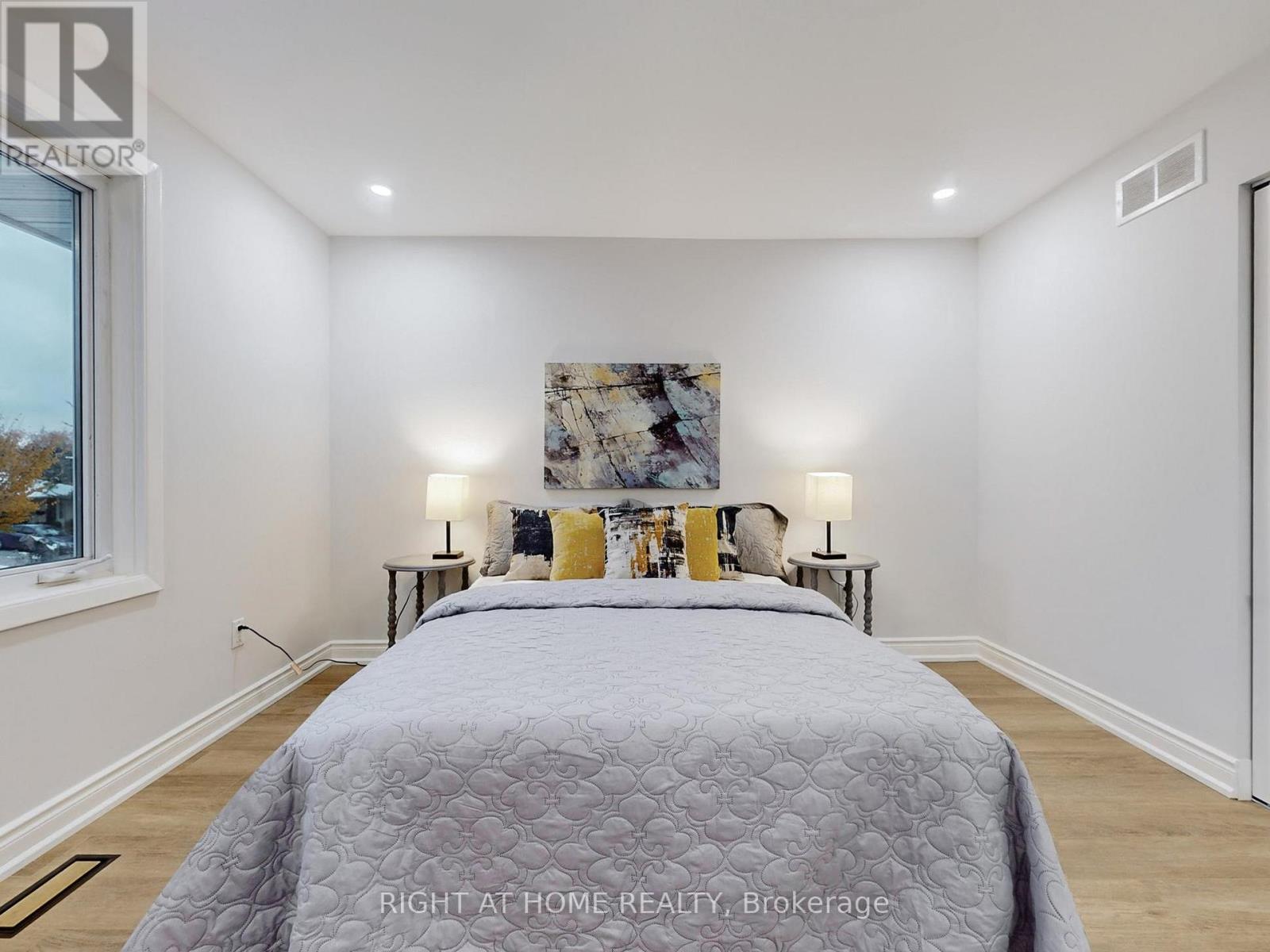 19 Shaughnessy Boulevard, Toronto, Ontario  M2J 1H4 - Photo 26 - C12536506