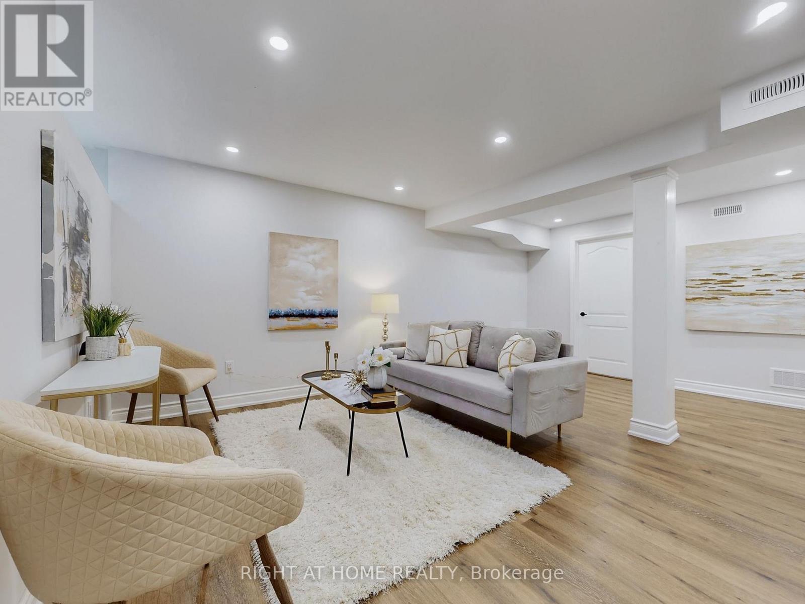 19 Shaughnessy Boulevard, Toronto, Ontario  M2J 1H4 - Photo 29 - C12536506