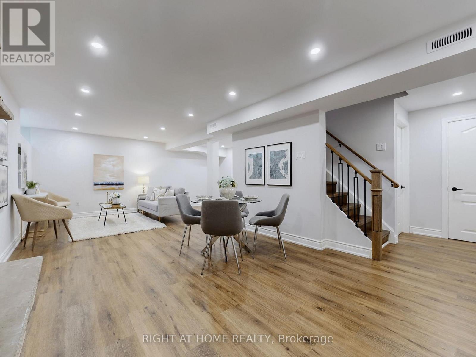 19 Shaughnessy Boulevard, Toronto, Ontario  M2J 1H4 - Photo 34 - C12536506