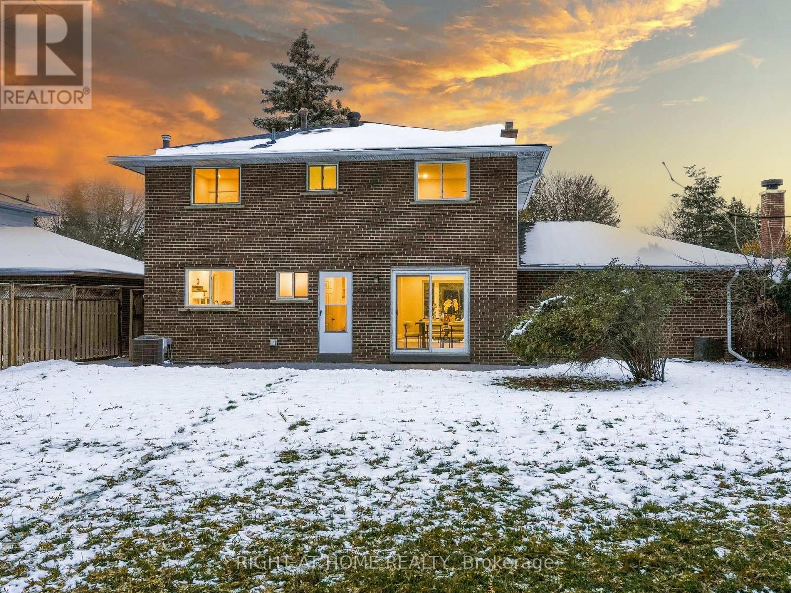 19 Shaughnessy Boulevard, Toronto, Ontario  M2J 1H4 - Photo 40 - C12536506