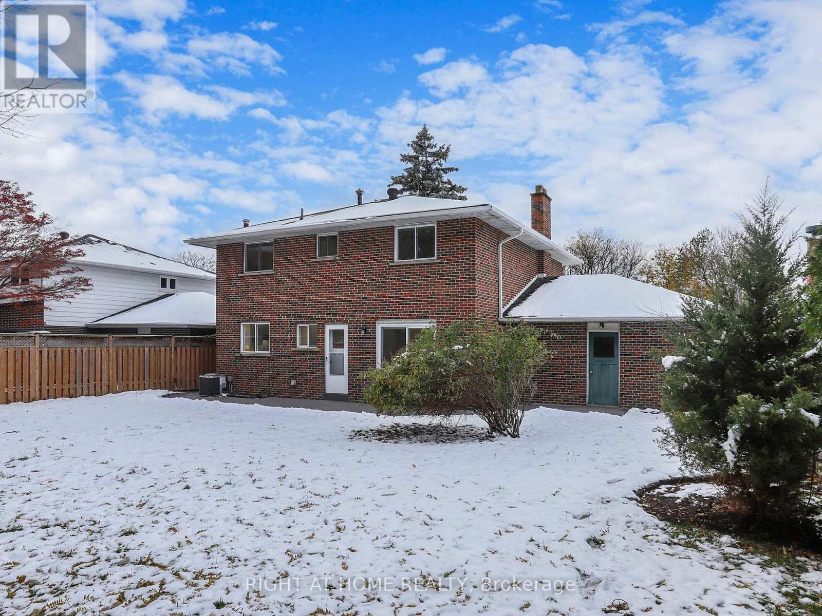 19 Shaughnessy Boulevard, Toronto, Ontario  M2J 1H4 - Photo 41 - C12536506