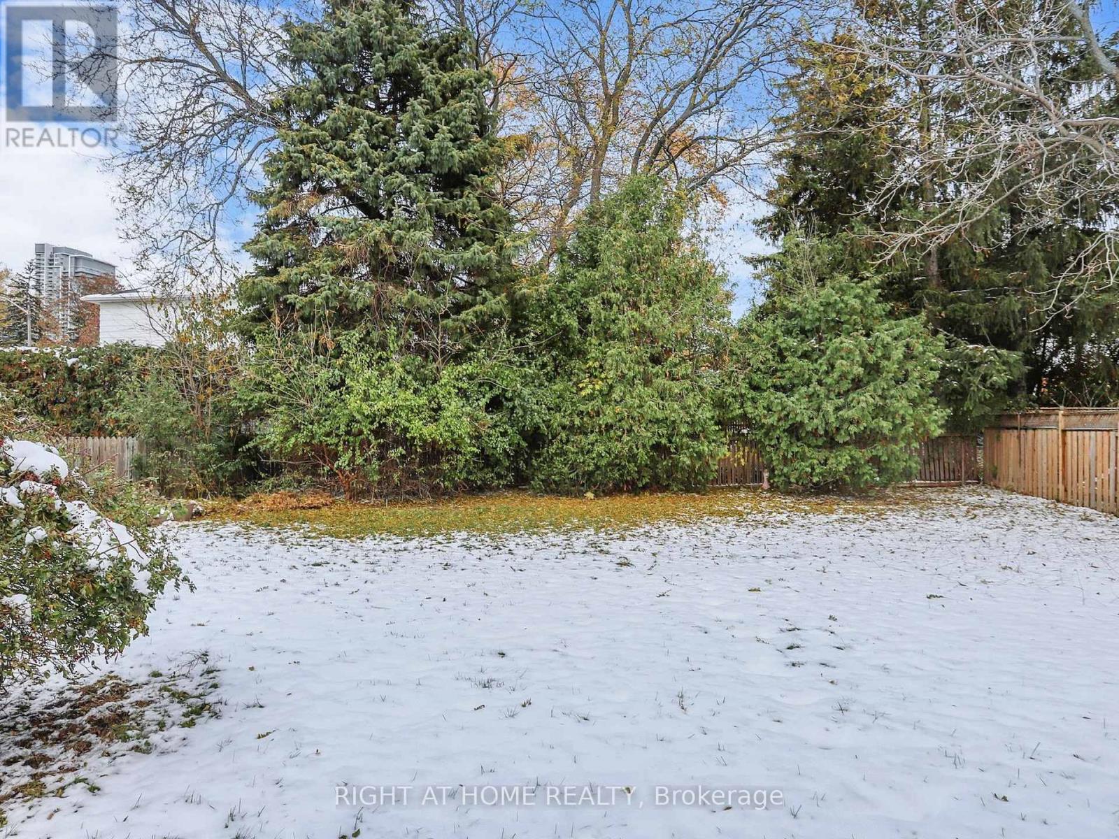 19 Shaughnessy Boulevard, Toronto, Ontario  M2J 1H4 - Photo 44 - C12536506