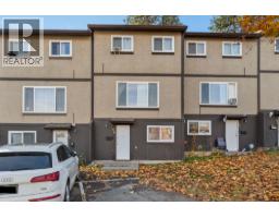 1605 SUMMIT Drive Unit# 64, kamloops, British Columbia