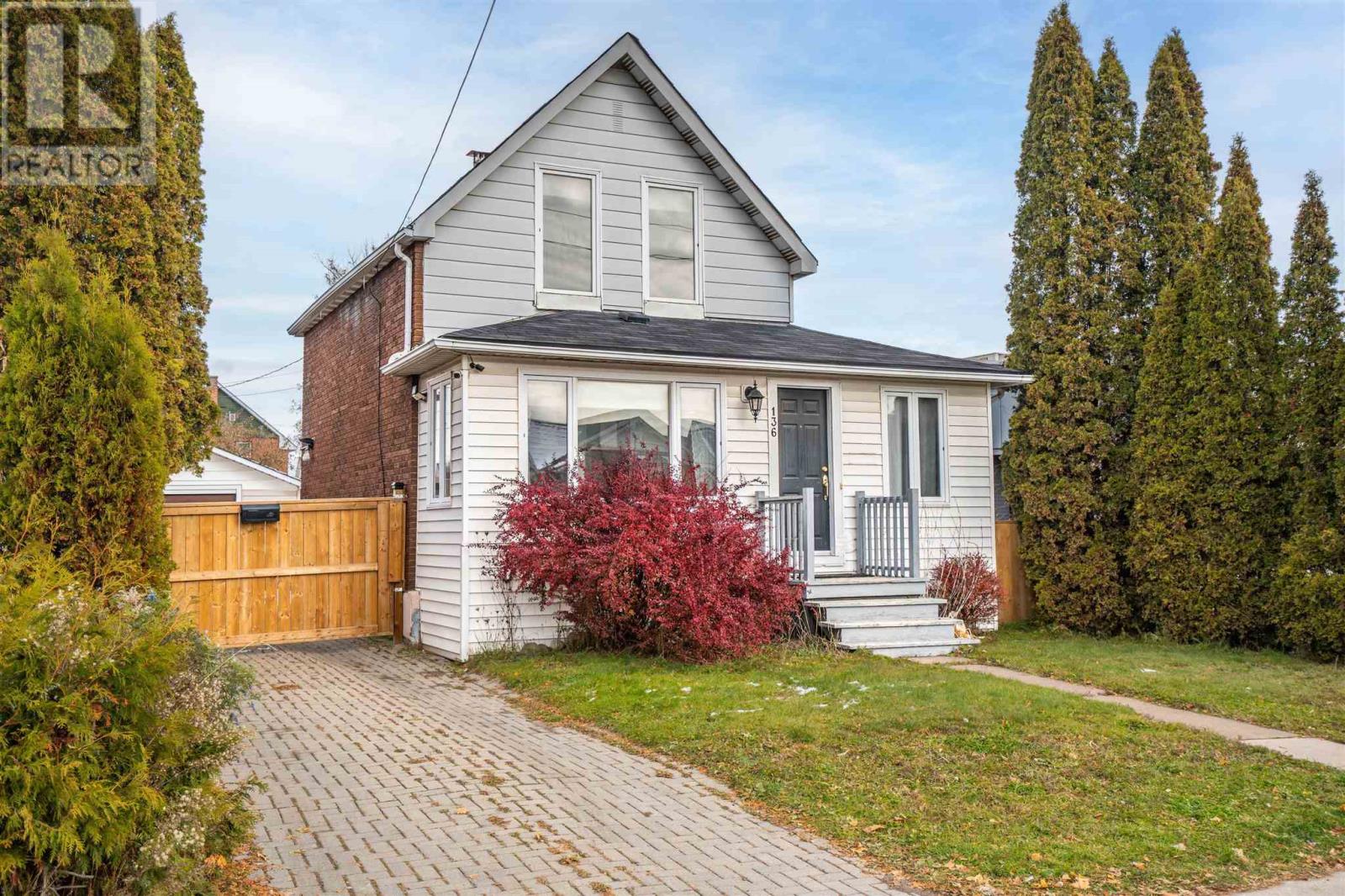 136 St. Georges Ave W, Sault Ste. Marie, Ontario P6C 1B5 - Photo 2 - SM253247