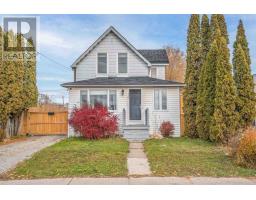 136 St. Georges AVE W