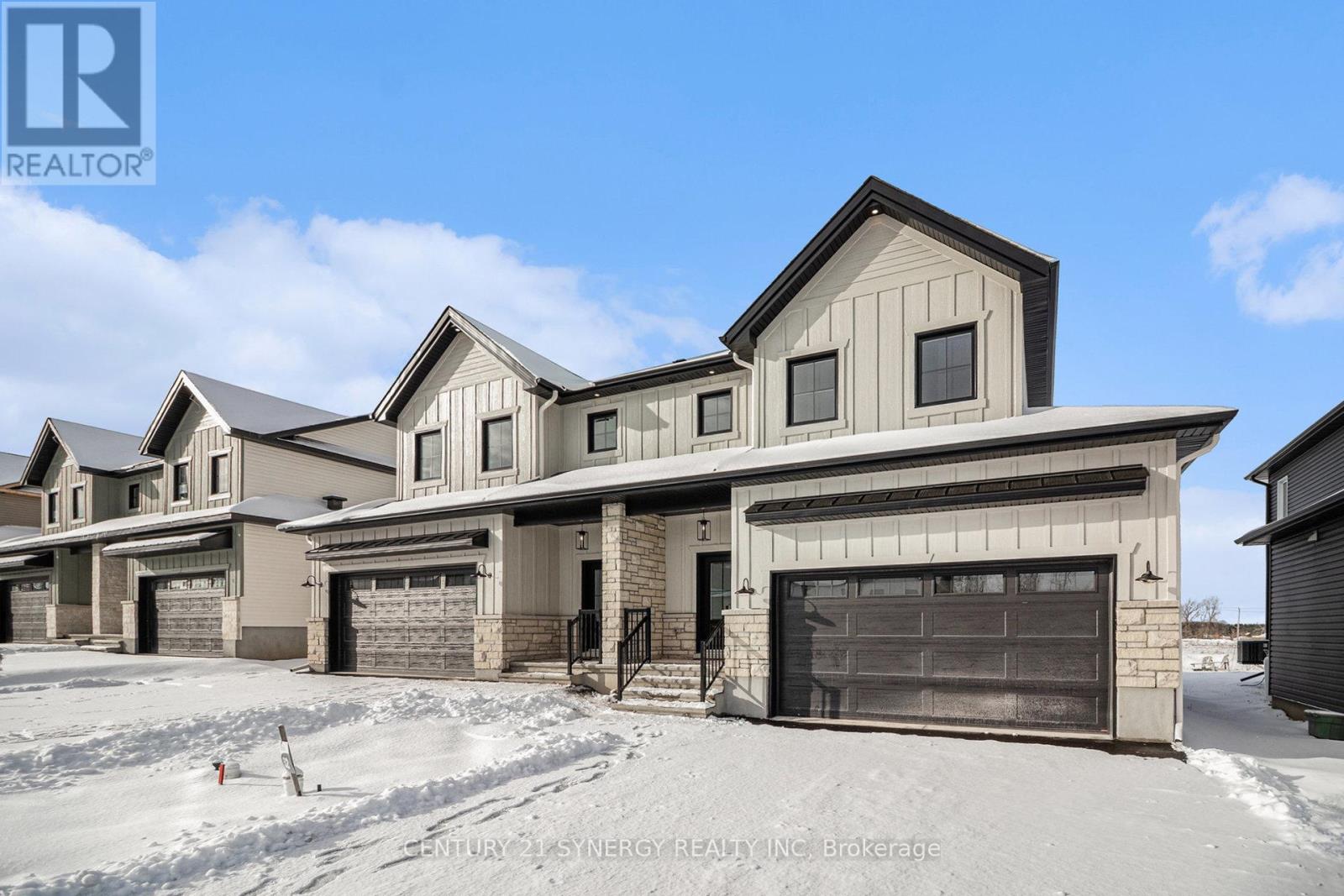 85 Villeneuve Street, North Stormont, Ontario K0C 1W0 - Photo 2 - X12297915