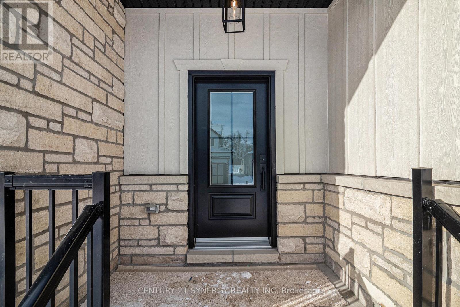 85 Villeneuve Street, North Stormont, Ontario K0C 1W0 - Photo 5 - X12297915