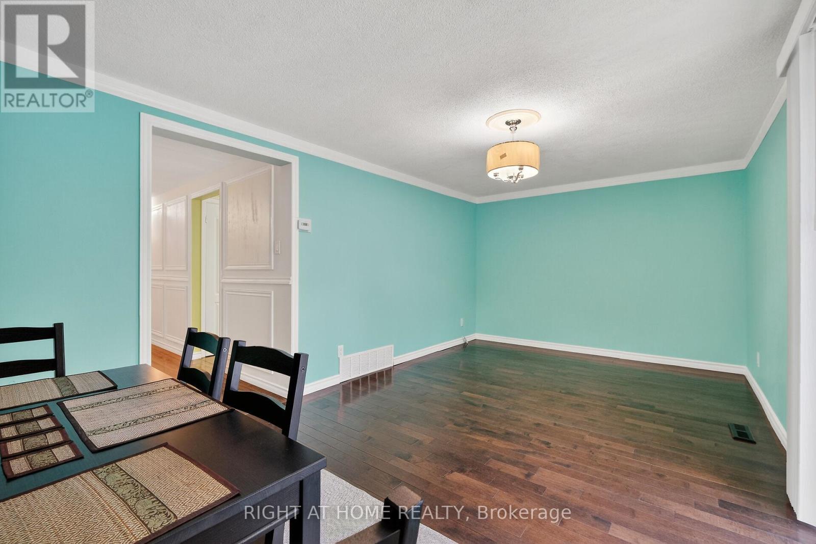 95 - 1474 Heatherington Road, Ottawa, Ontario  K1V 6S1 - Photo 17 - X12534580