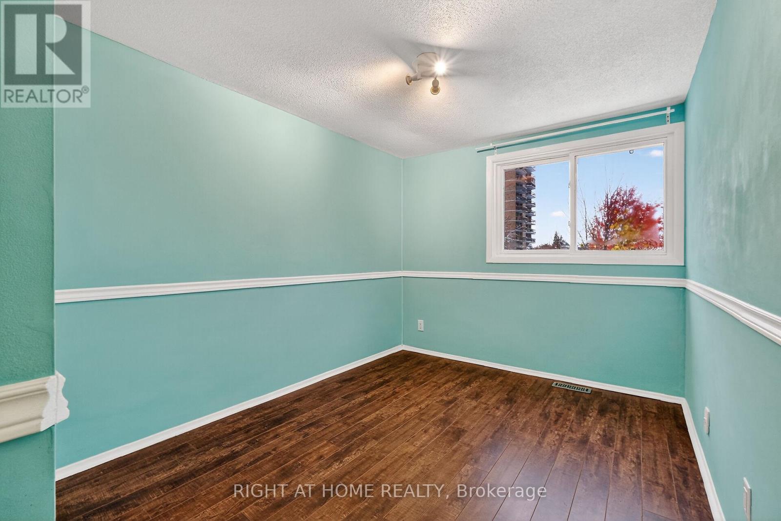 95 - 1474 Heatherington Road, Ottawa, Ontario  K1V 6S1 - Photo 26 - X12534580