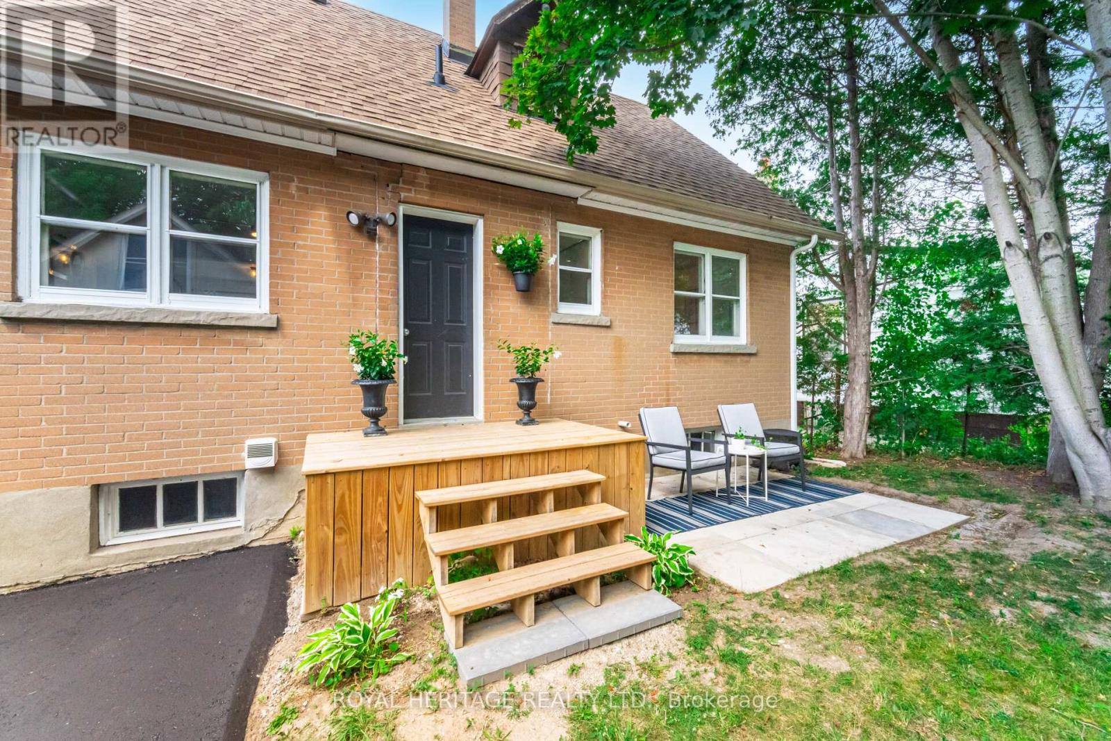 241 Marquette Avenue, Oshawa, Ontario  L1J 1W3 - Photo 18 - E12536620