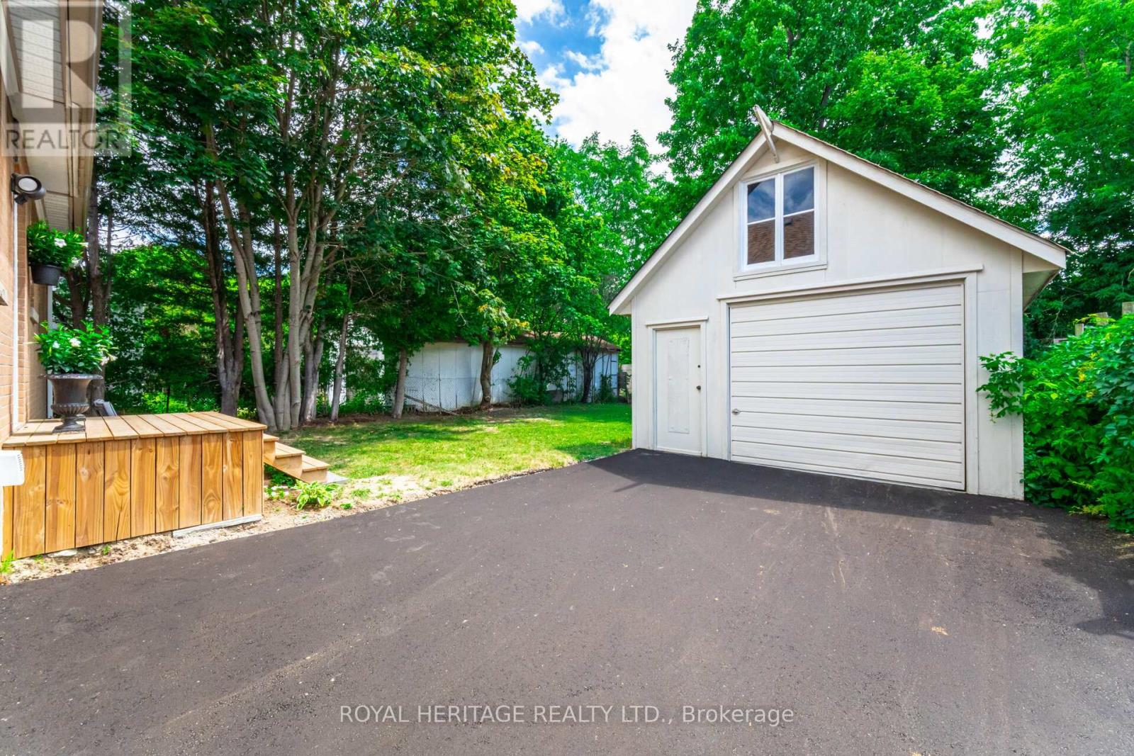 241 Marquette Avenue, Oshawa, Ontario  L1J 1W3 - Photo 20 - E12536620