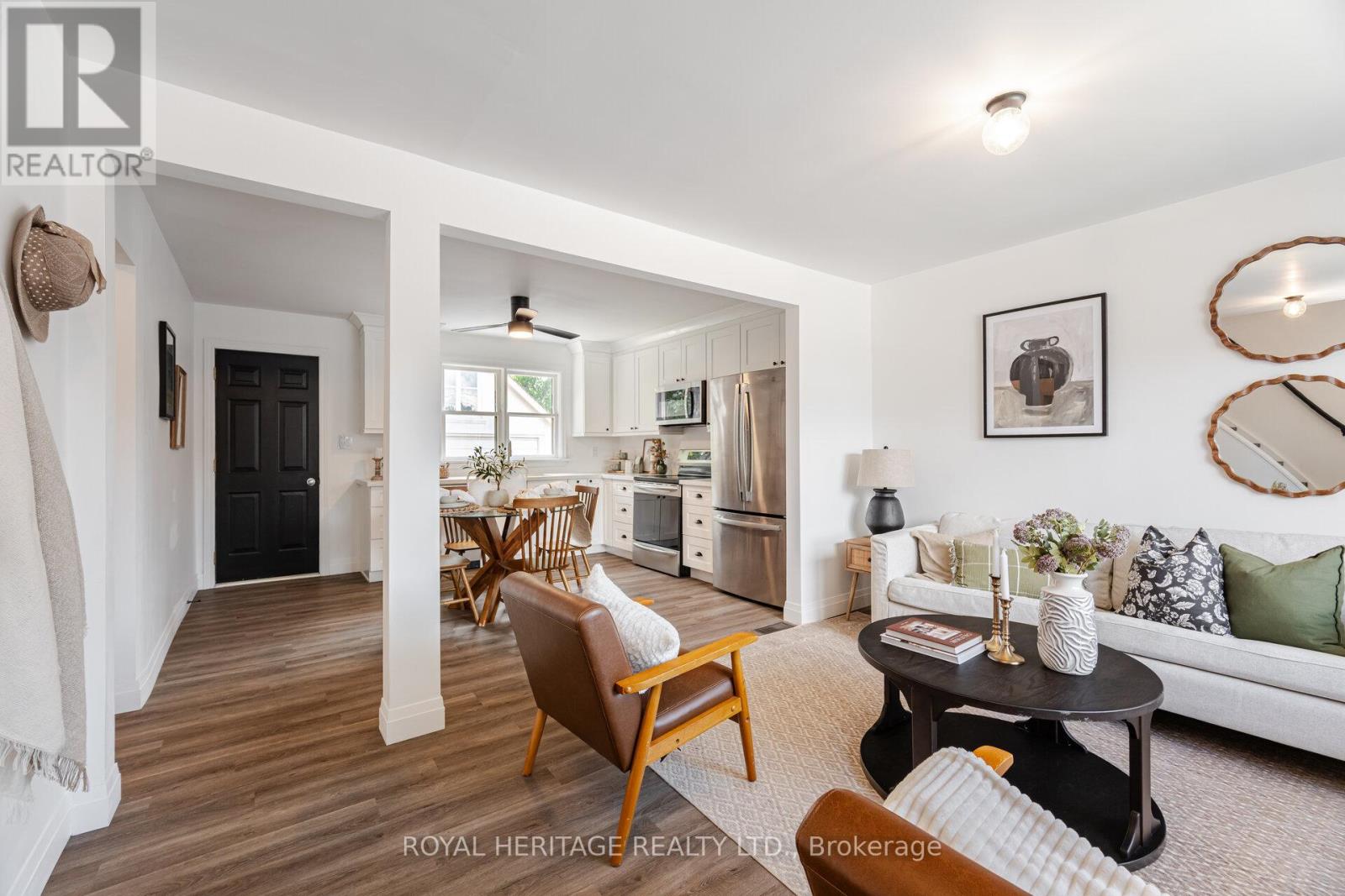 241 Marquette Avenue, Oshawa, Ontario  L1J 1W3 - Photo 7 - E12536620