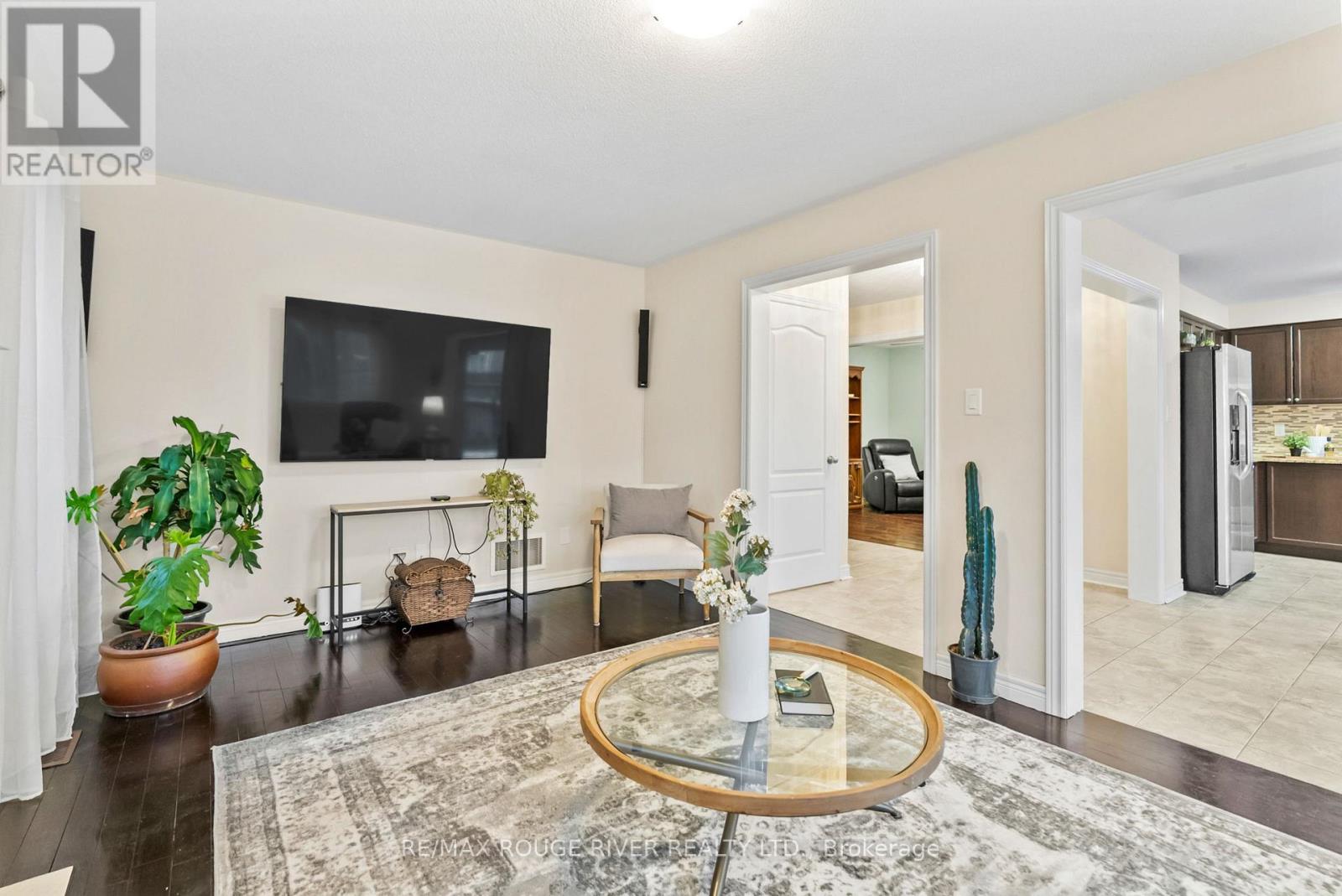 1268 Salmers Drive, Oshawa, Ontario  L1K 0R6 - Photo 12 - E12536760