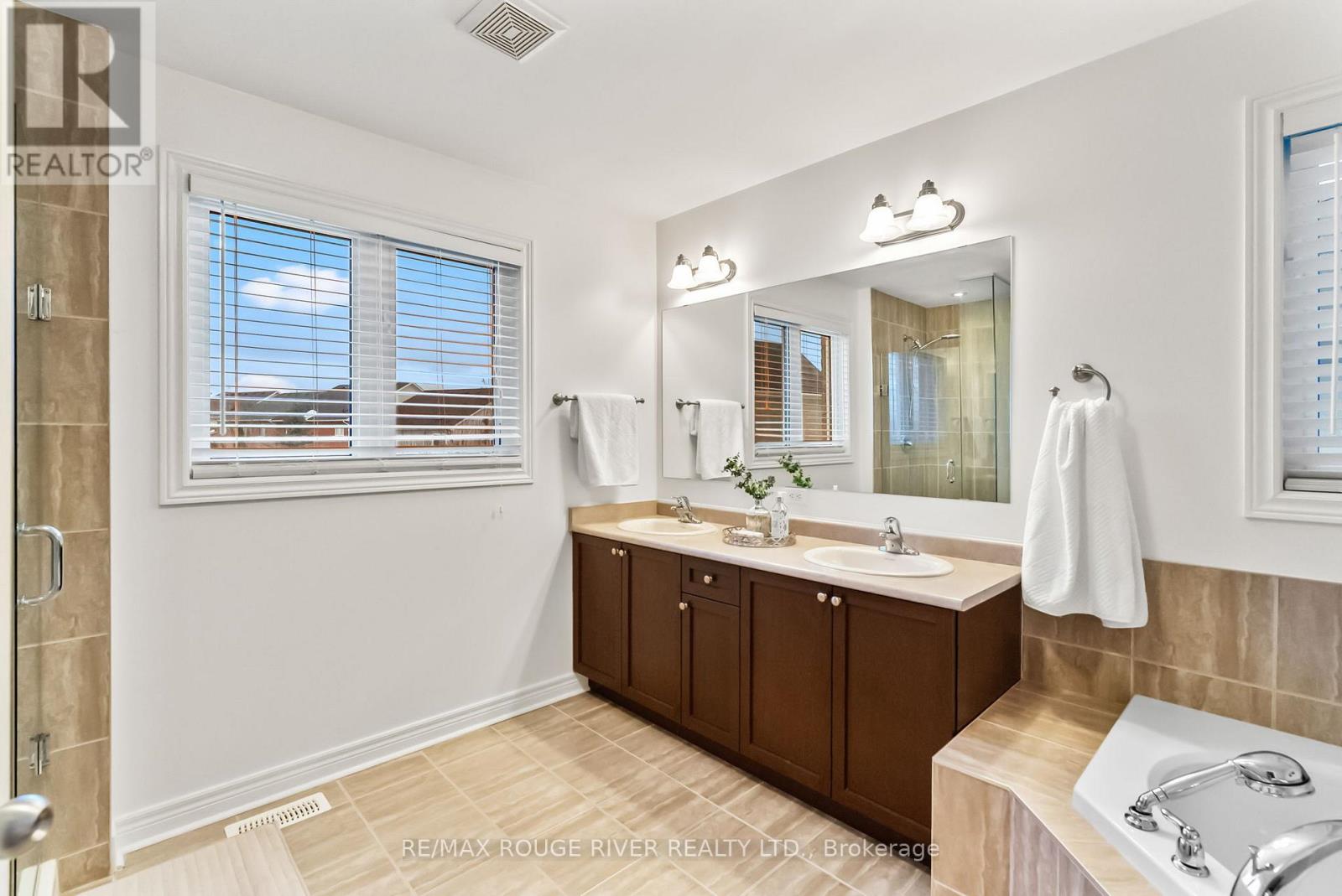 1268 Salmers Drive, Oshawa, Ontario  L1K 0R6 - Photo 25 - E12536760