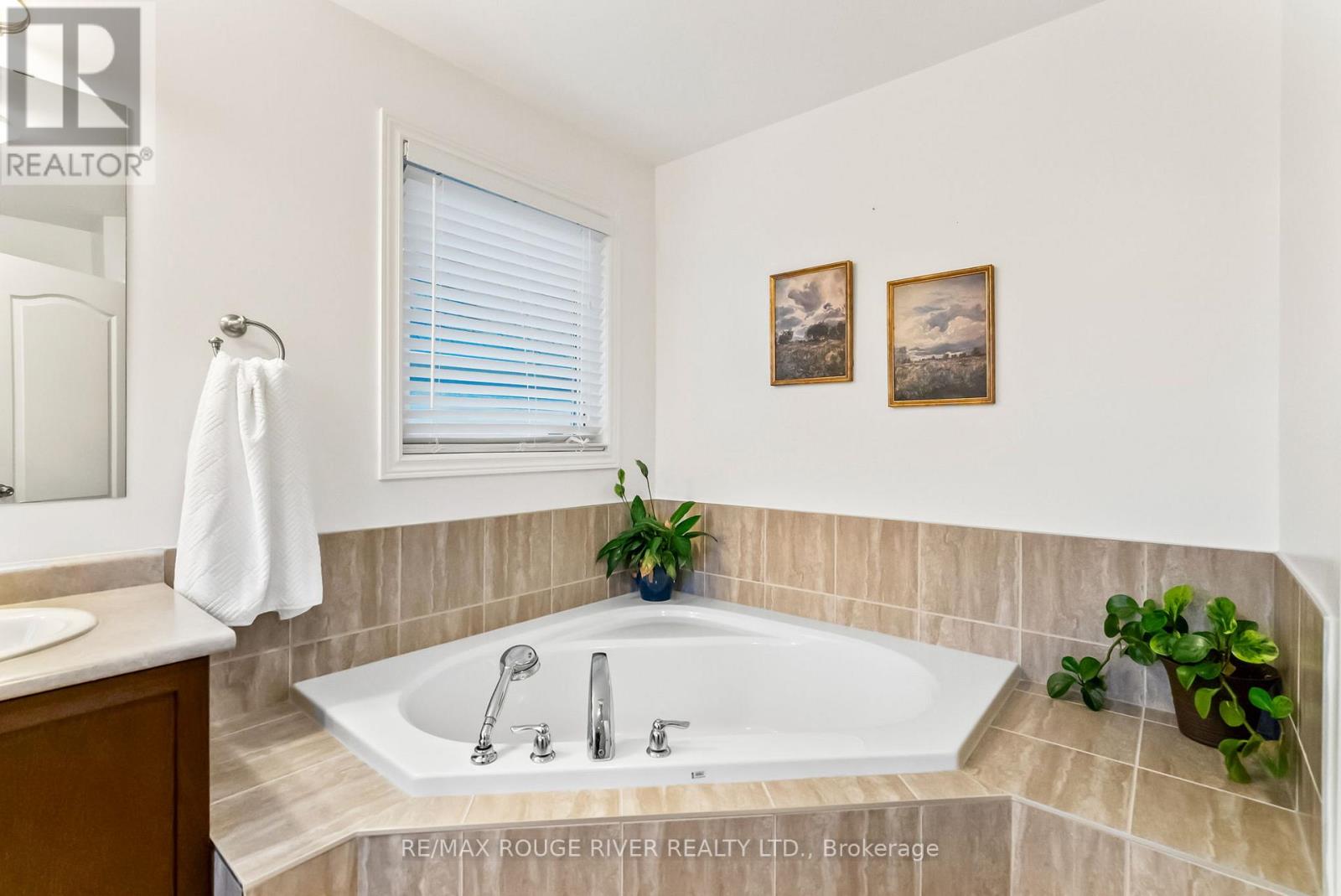 1268 Salmers Drive, Oshawa, Ontario  L1K 0R6 - Photo 26 - E12536760