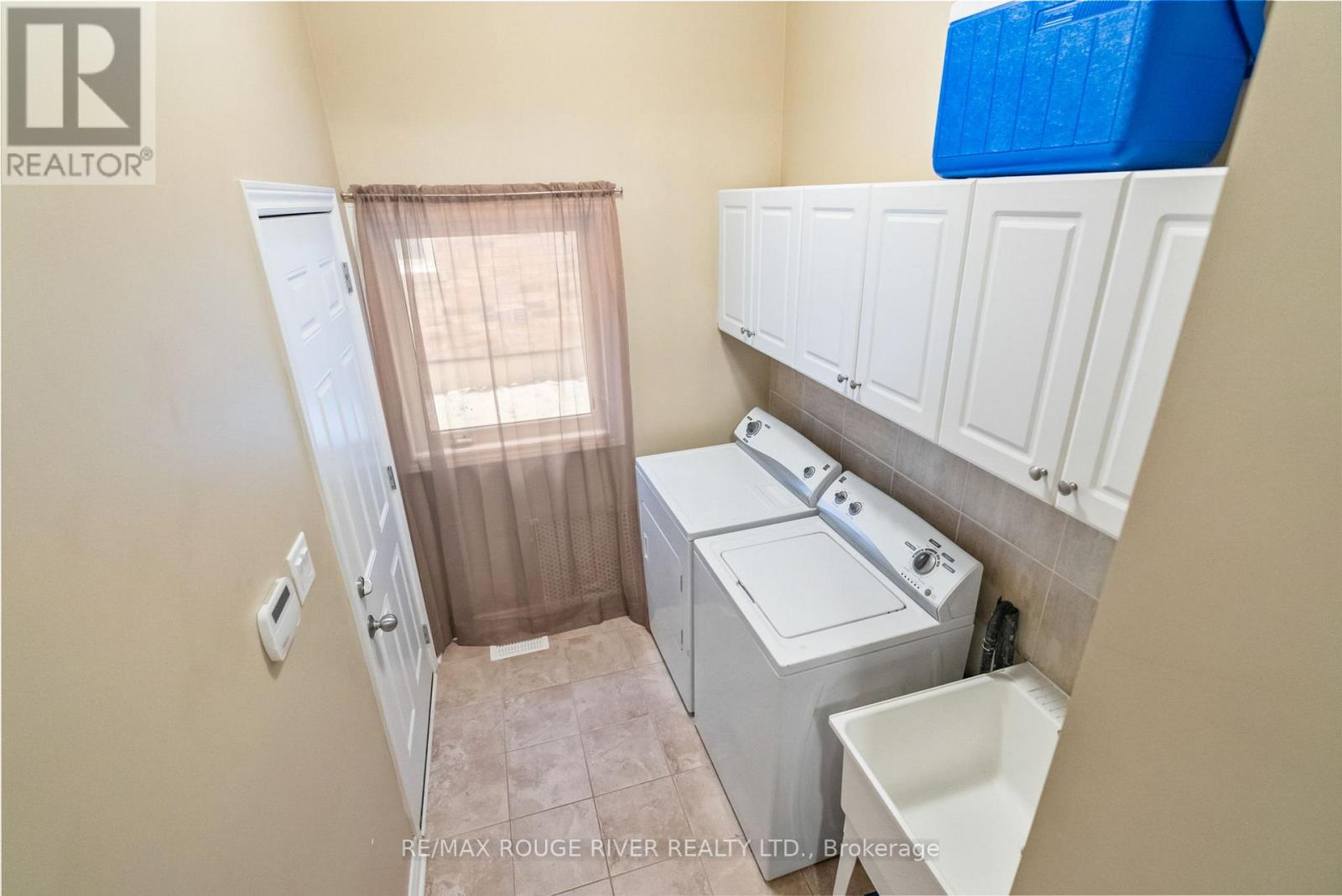 1268 Salmers Drive, Oshawa, Ontario  L1K 0R6 - Photo 7 - E12536760