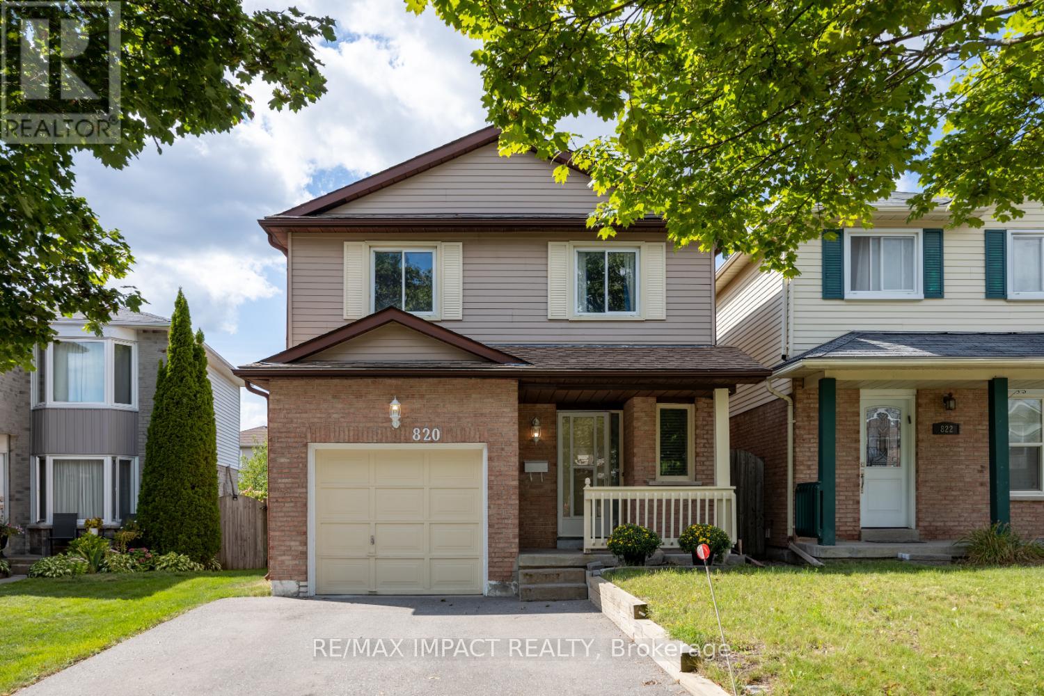 820 BENNETT CRESCENT, Oshawa, Ontario