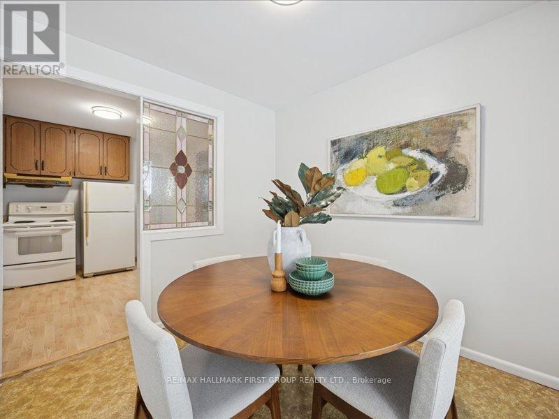 852 Bem Avenue, Pickering, Ontario  L1W 1X3 - Photo 8 - E12536468