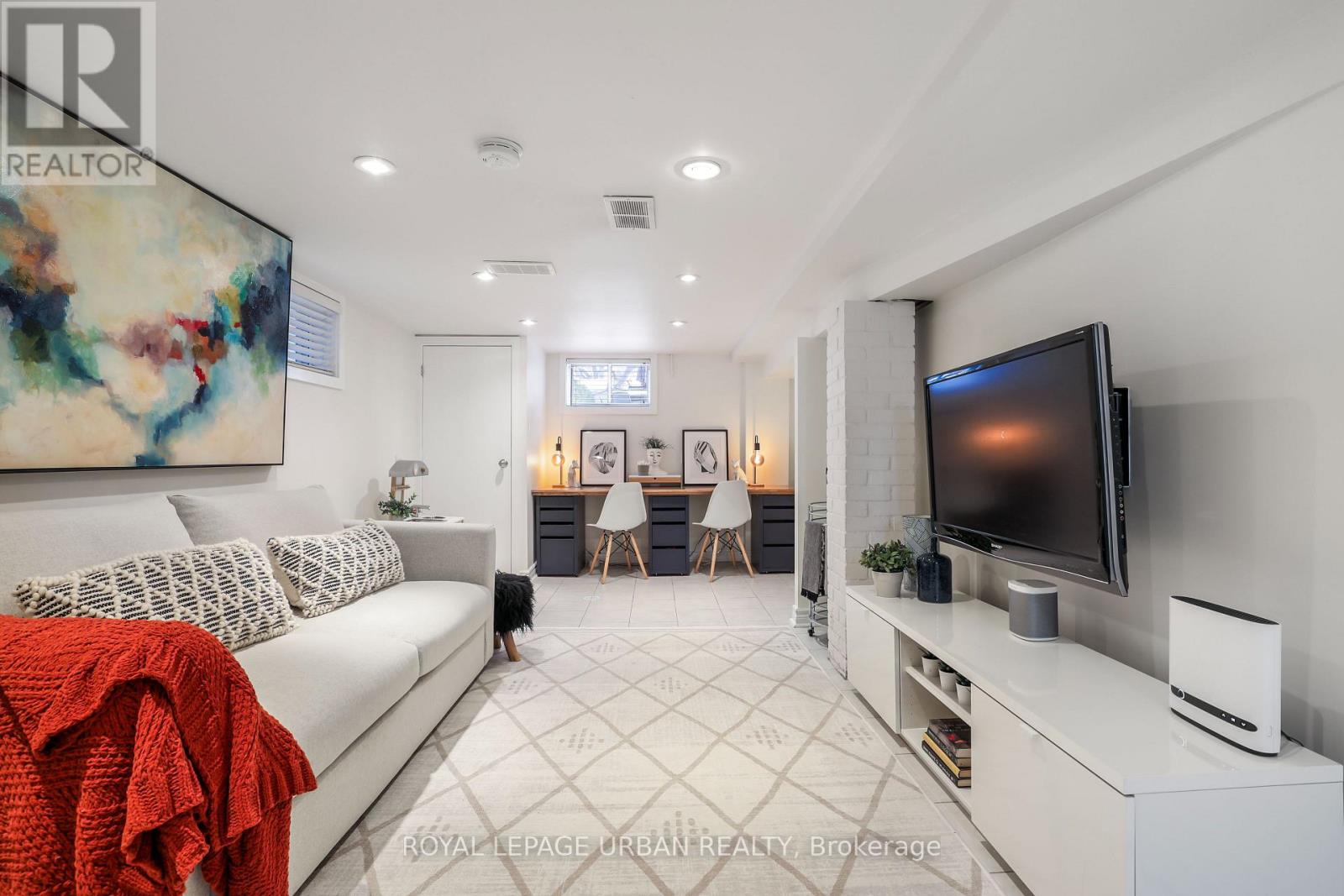 447 Milverton Boulevard, Toronto, Ontario  M4C 1X4 - Photo 30 - E12536530