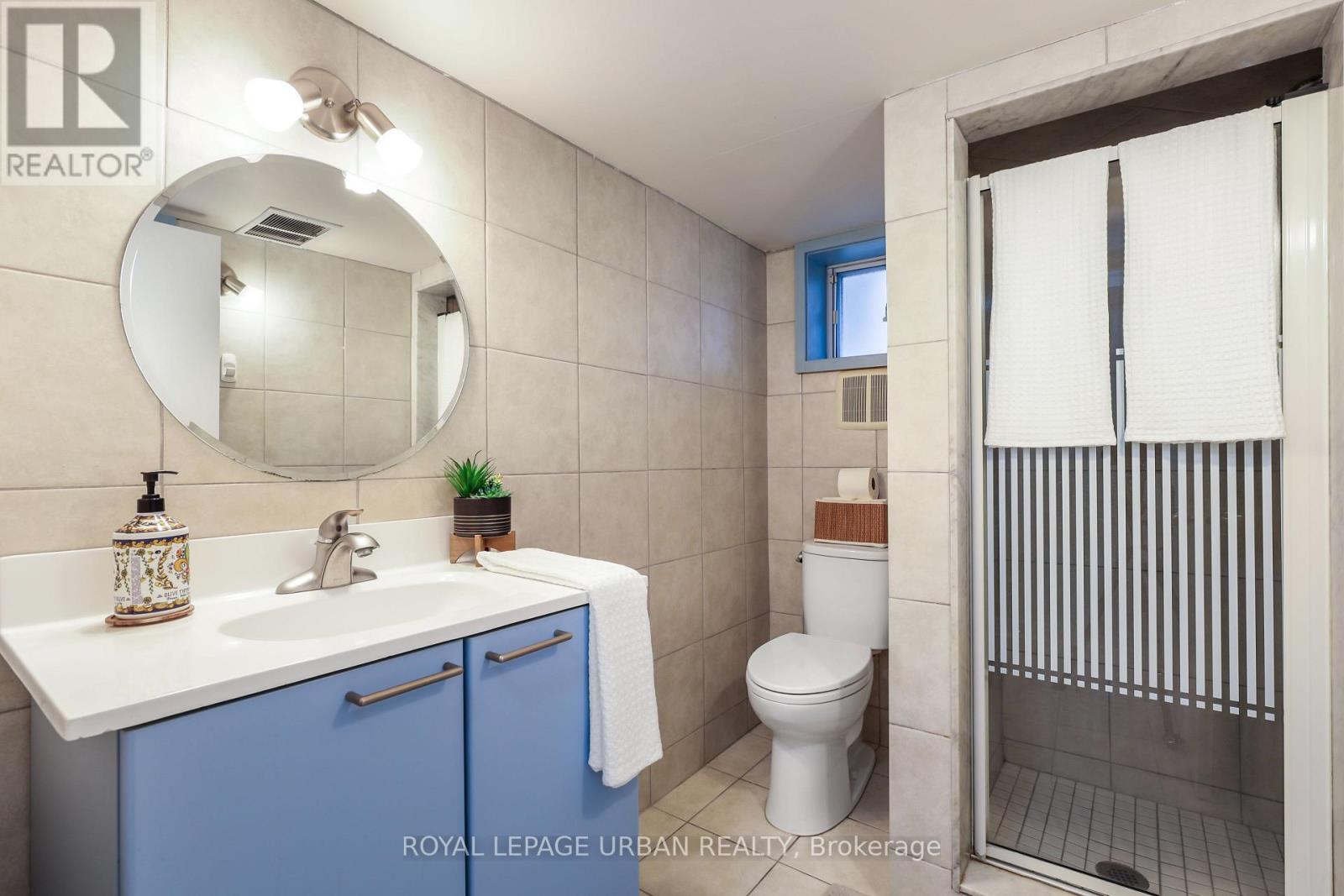 447 Milverton Boulevard, Toronto, Ontario  M4C 1X4 - Photo 33 - E12536530