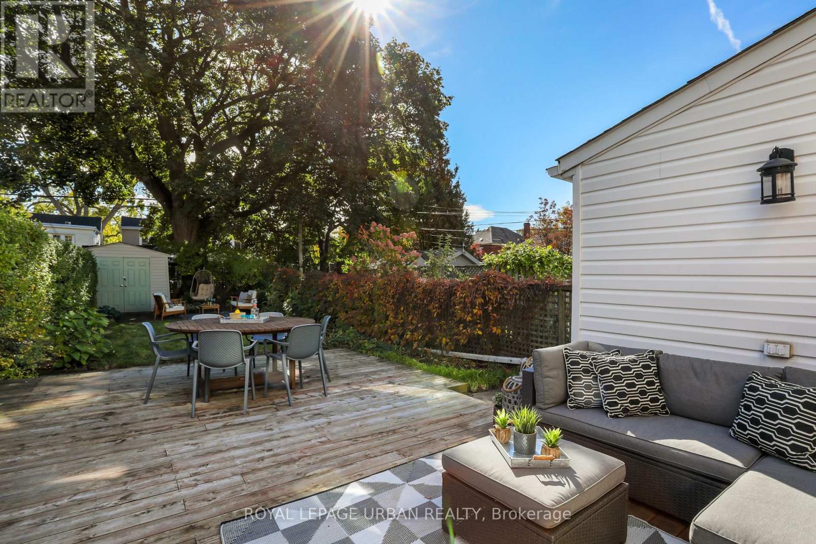 447 Milverton Boulevard, Toronto, Ontario  M4C 1X4 - Photo 35 - E12536530