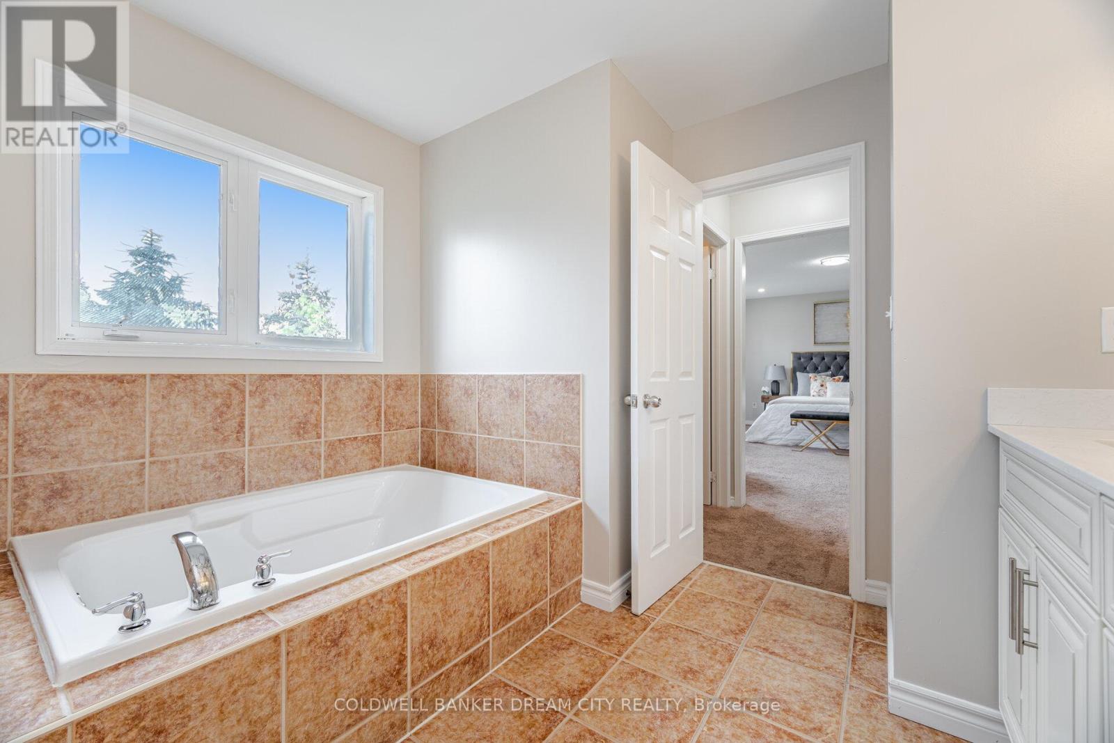 70 Brandwood Square, Ajax, Ontario  L1Z 2B9 - Photo 25 - E12536538