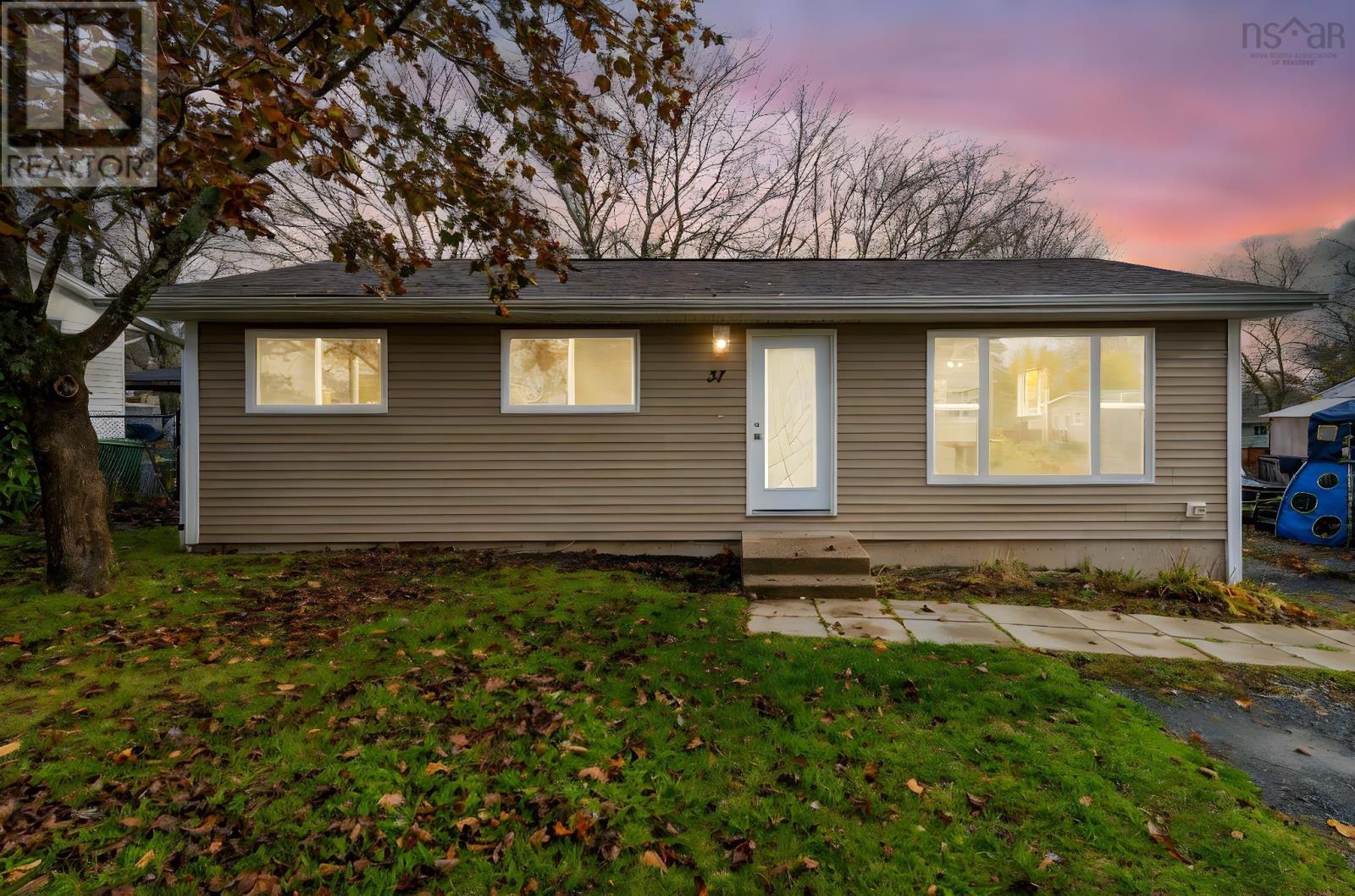 37 Kipling Drive, Lower Sackville, Nova Scotia