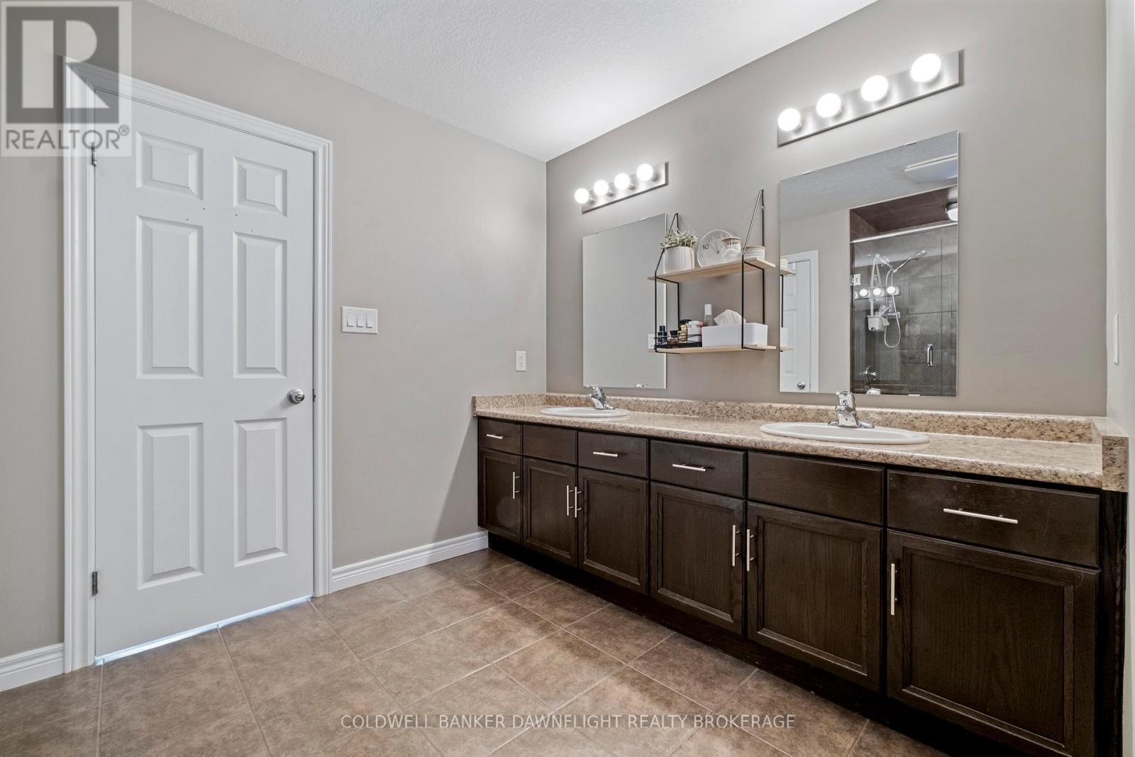 447 Blackacres Boulevard, London North, Ontario  N6G 0J2 - Photo 25 - X12536664