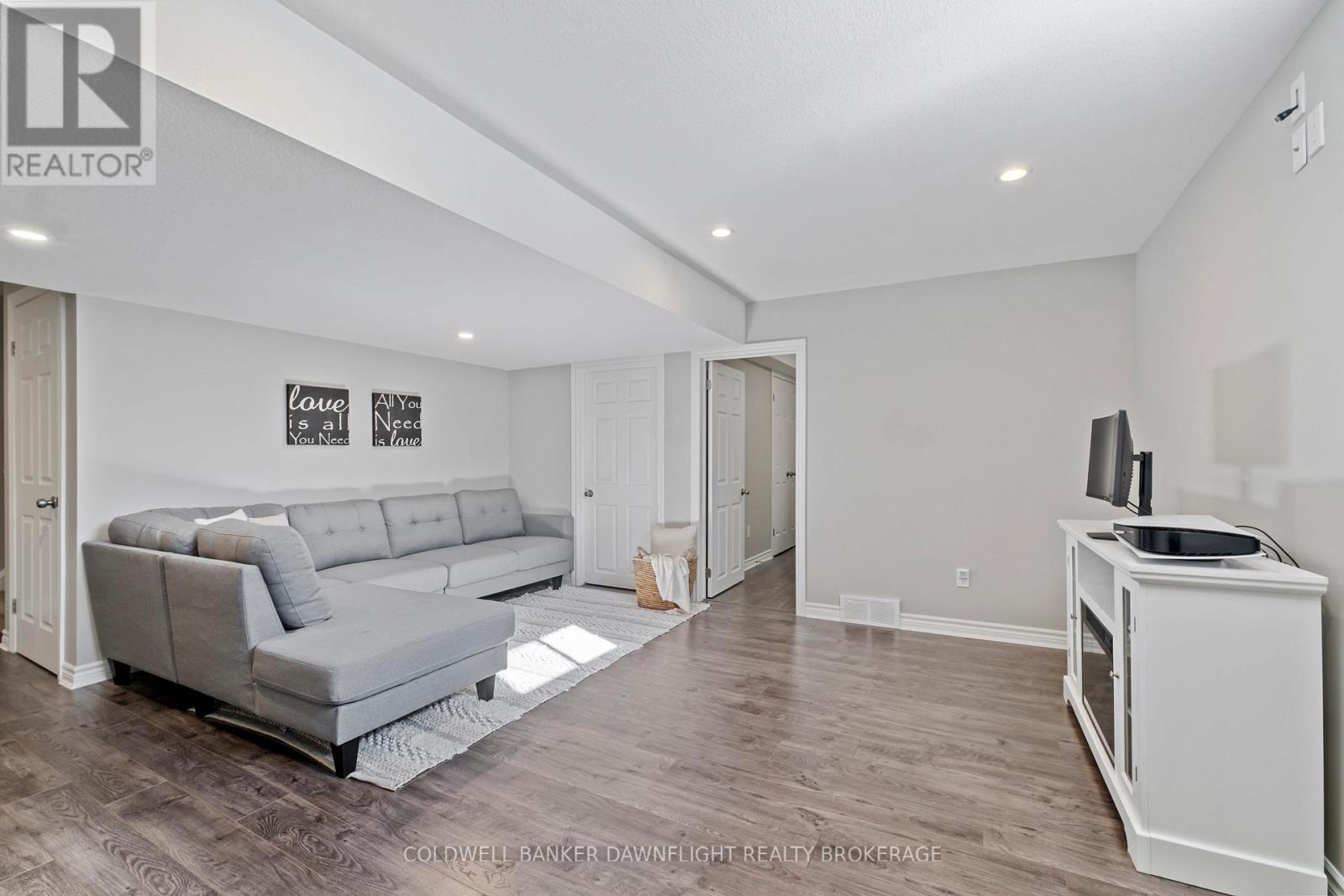 447 Blackacres Boulevard, London North, Ontario  N6G 0J2 - Photo 37 - X12536664