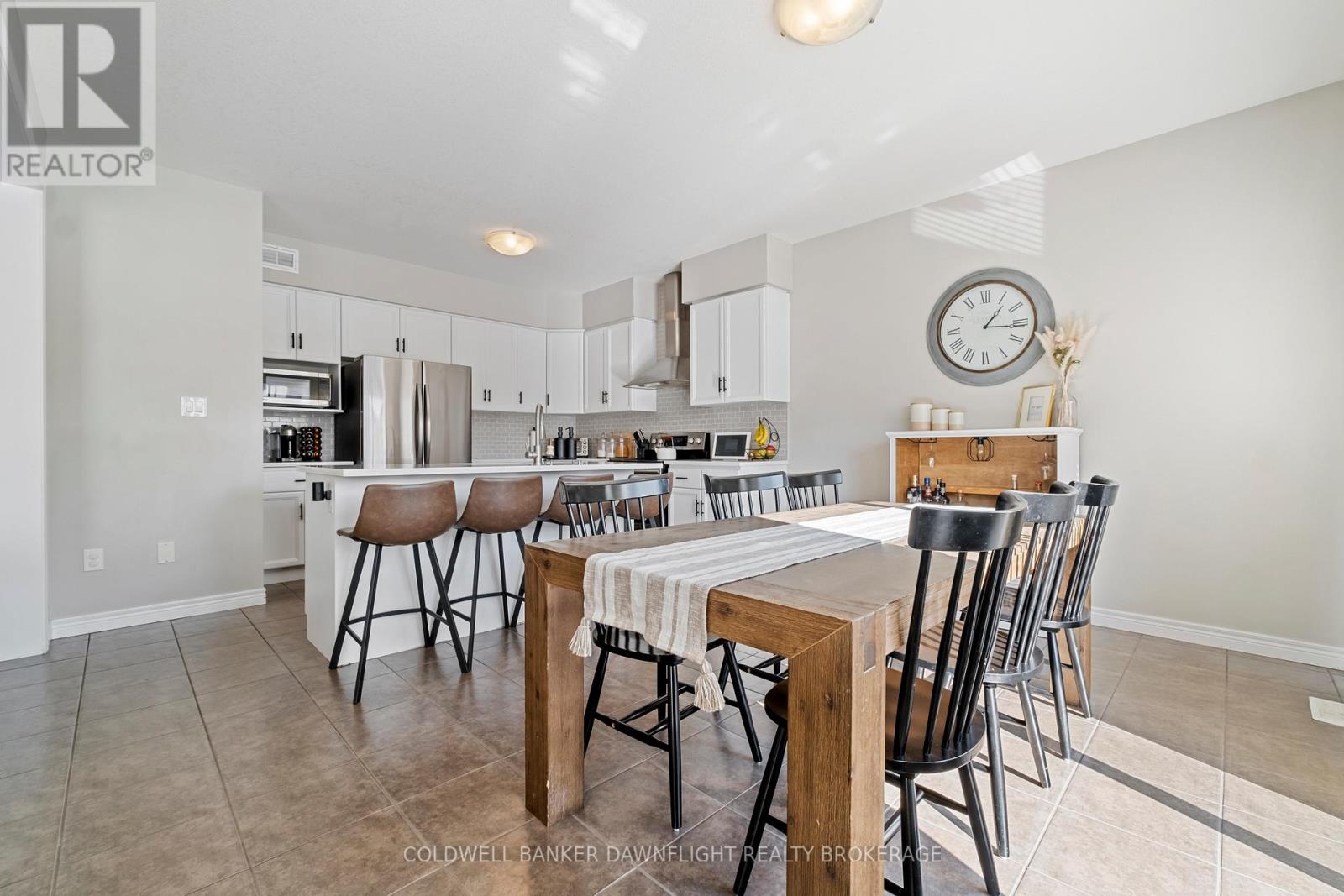 447 Blackacres Boulevard, London North, Ontario  N6G 0J2 - Photo 8 - X12536664