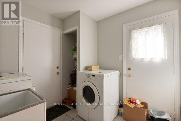 26 Redwood Lane, London East, Ontario  N5V 4C4 - Photo 13 - X12536684