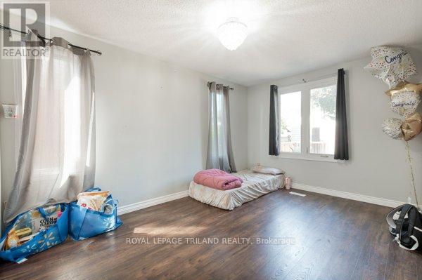 26 Redwood Lane, London East, Ontario  N5V 4C4 - Photo 15 - X12536684