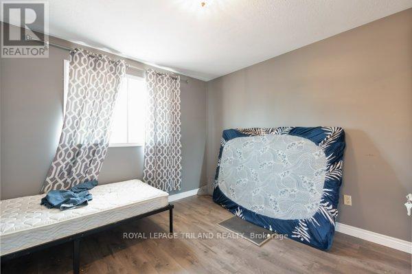 26 Redwood Lane, London East, Ontario  N5V 4C4 - Photo 27 - X12536684