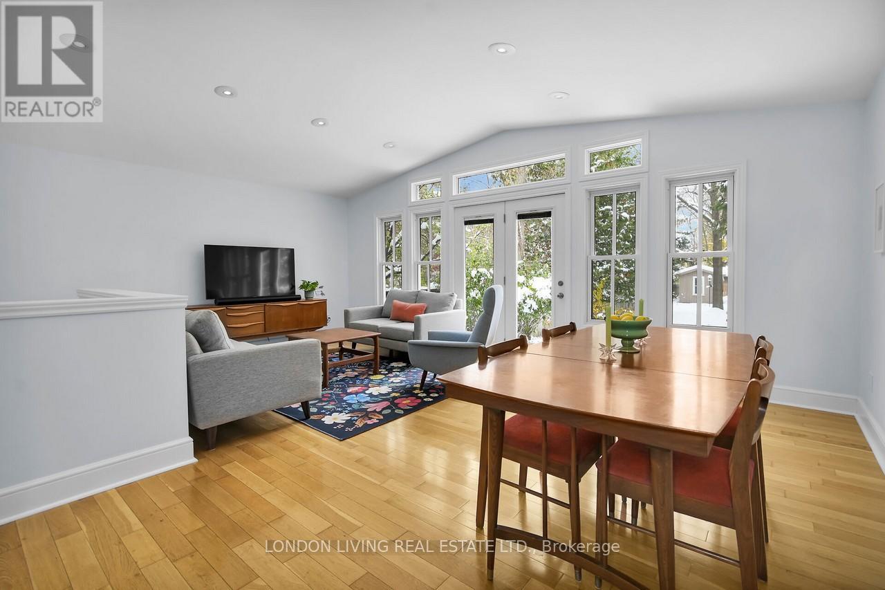 202 Emery Street E, London South, Ontario  N6C 2E2 - Photo 15 - X12536794