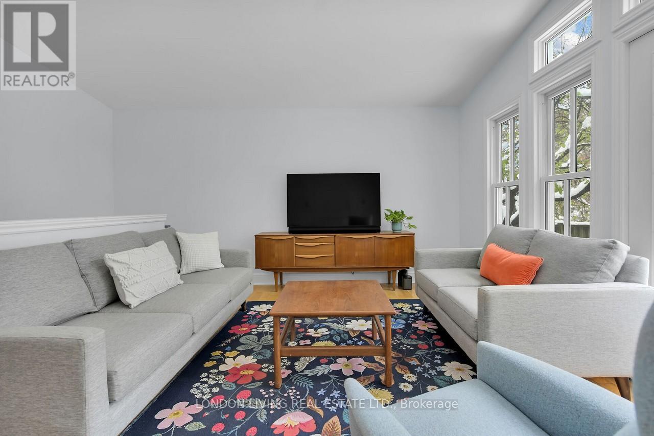 202 Emery Street E, London South, Ontario  N6C 2E2 - Photo 18 - X12536794