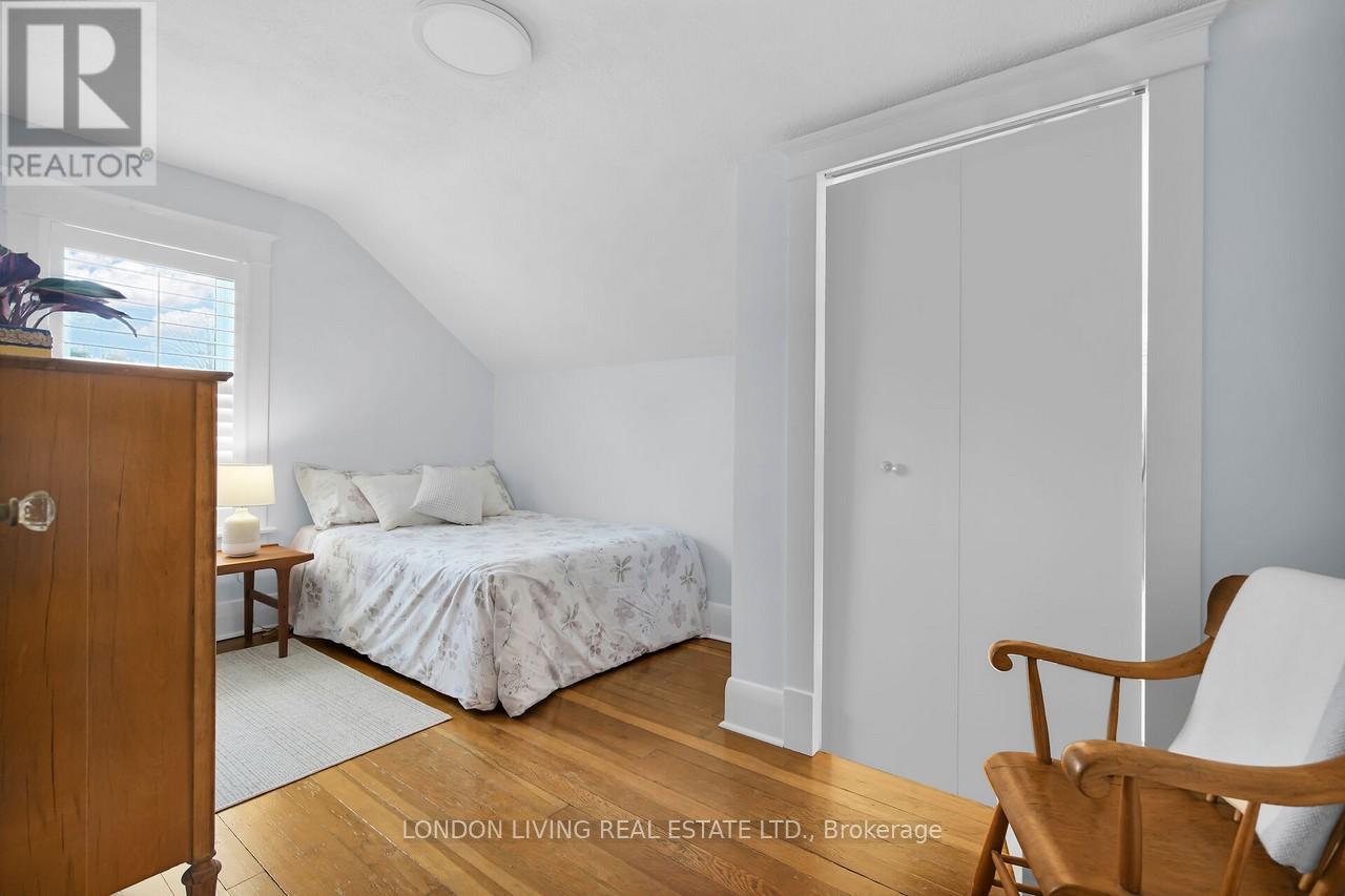 202 Emery Street E, London South, Ontario  N6C 2E2 - Photo 25 - X12536794