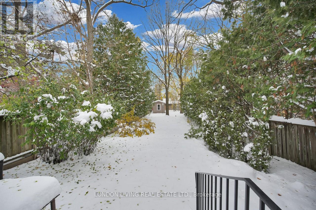 202 Emery Street E, London South, Ontario  N6C 2E2 - Photo 38 - X12536794