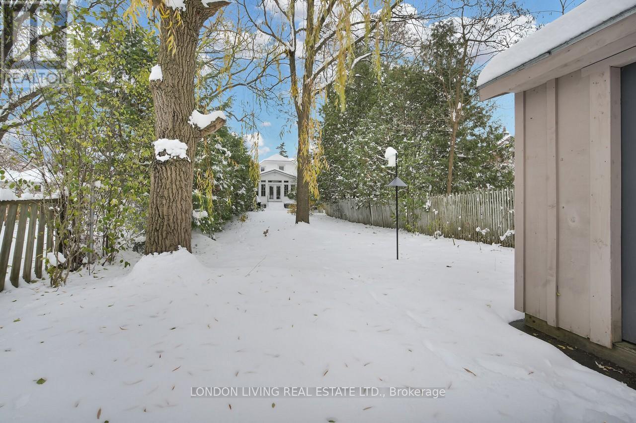 202 Emery Street E, London South, Ontario  N6C 2E2 - Photo 41 - X12536794