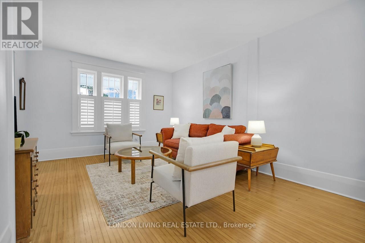 202 Emery Street E, London South, Ontario  N6C 2E2 - Photo 5 - X12536794