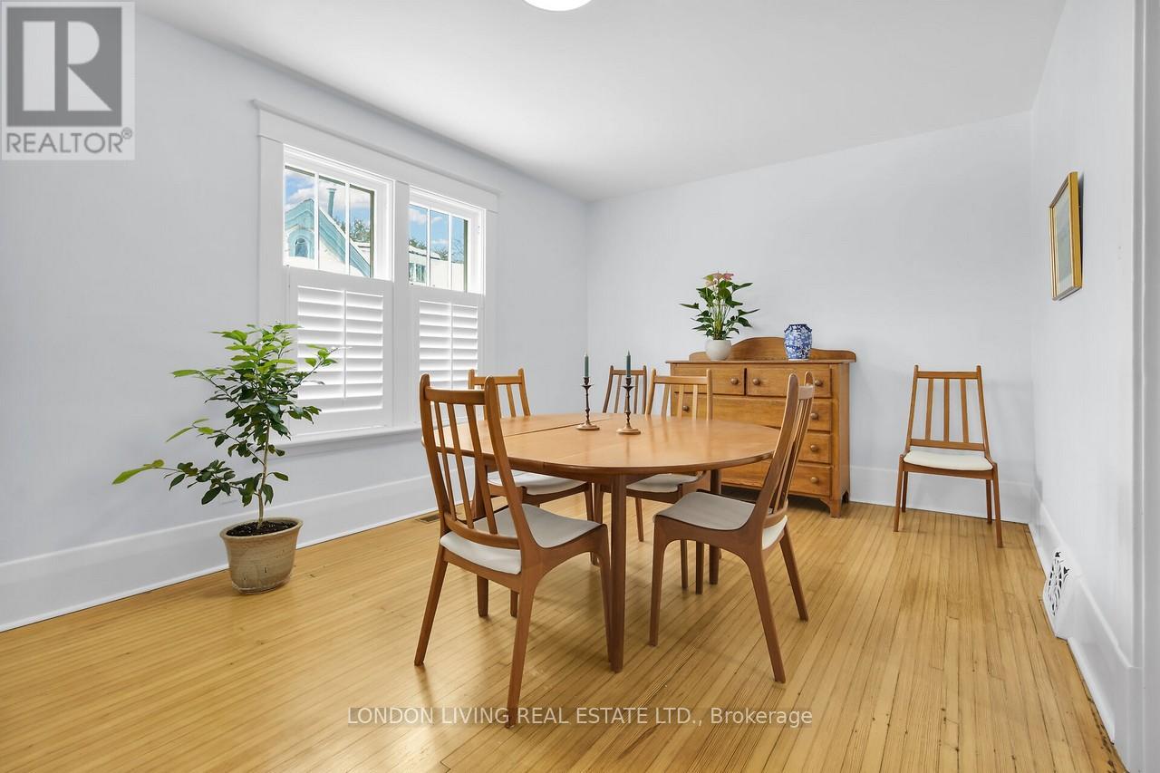 202 Emery Street E, London South, Ontario  N6C 2E2 - Photo 9 - X12536794