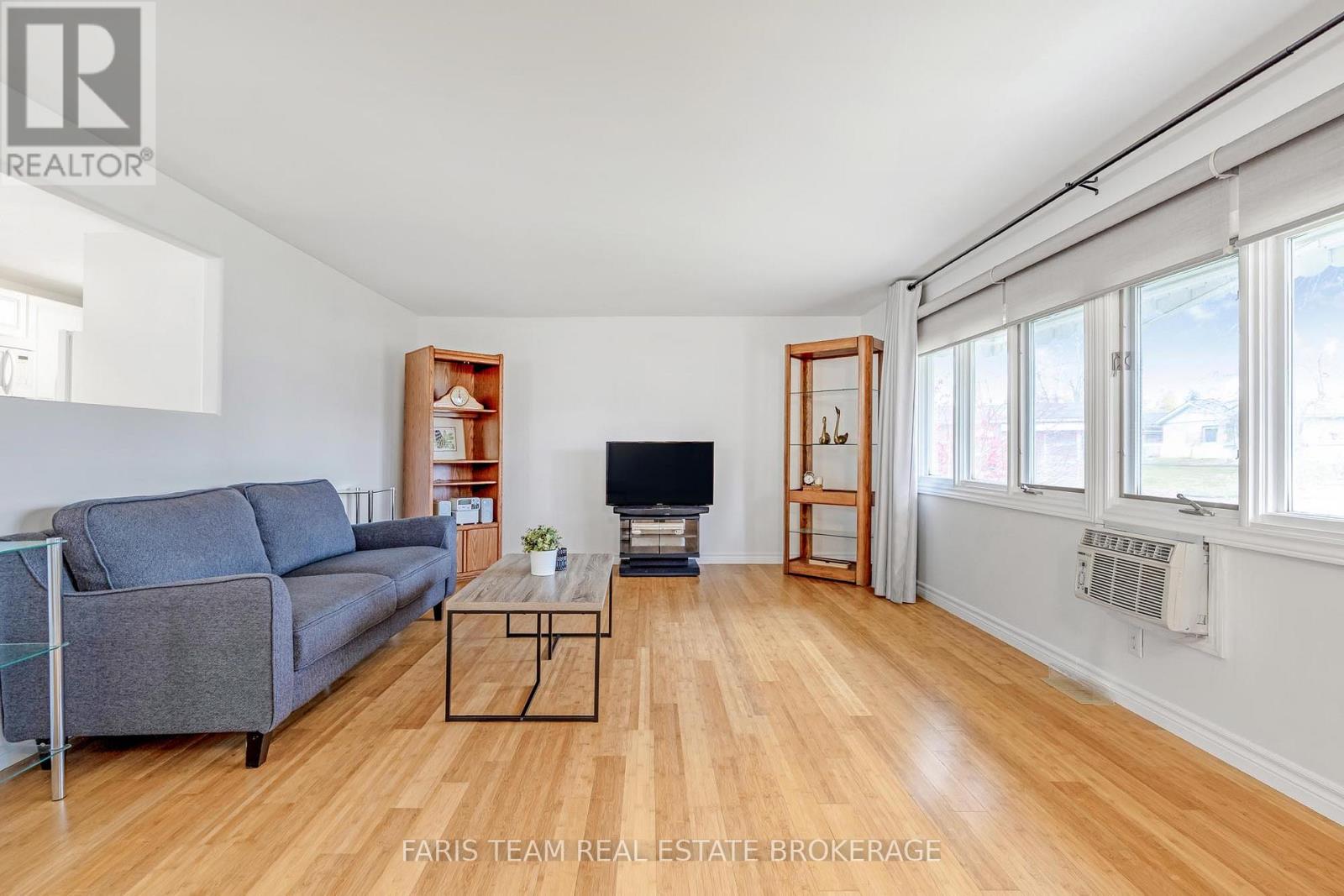 25 Recreation Drive, Innisfil, Ontario  L9S 1N5 - Photo 13 - N12536460