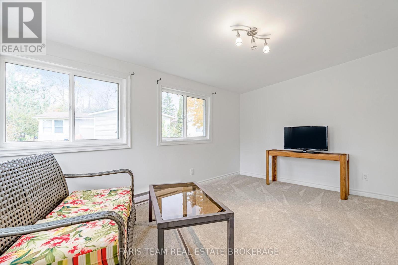 25 Recreation Drive, Innisfil, Ontario  L9S 1N5 - Photo 16 - N12536460